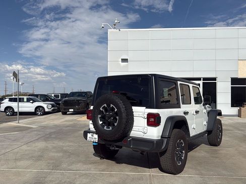 Used 2024 Jeep Wrangler Unlimited Rubicon 4xe AWD/4WD image 4