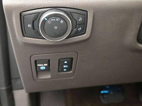 Used 2020 Ford Expedition Max Limited w/ Equipment Group 301A RWD image 21