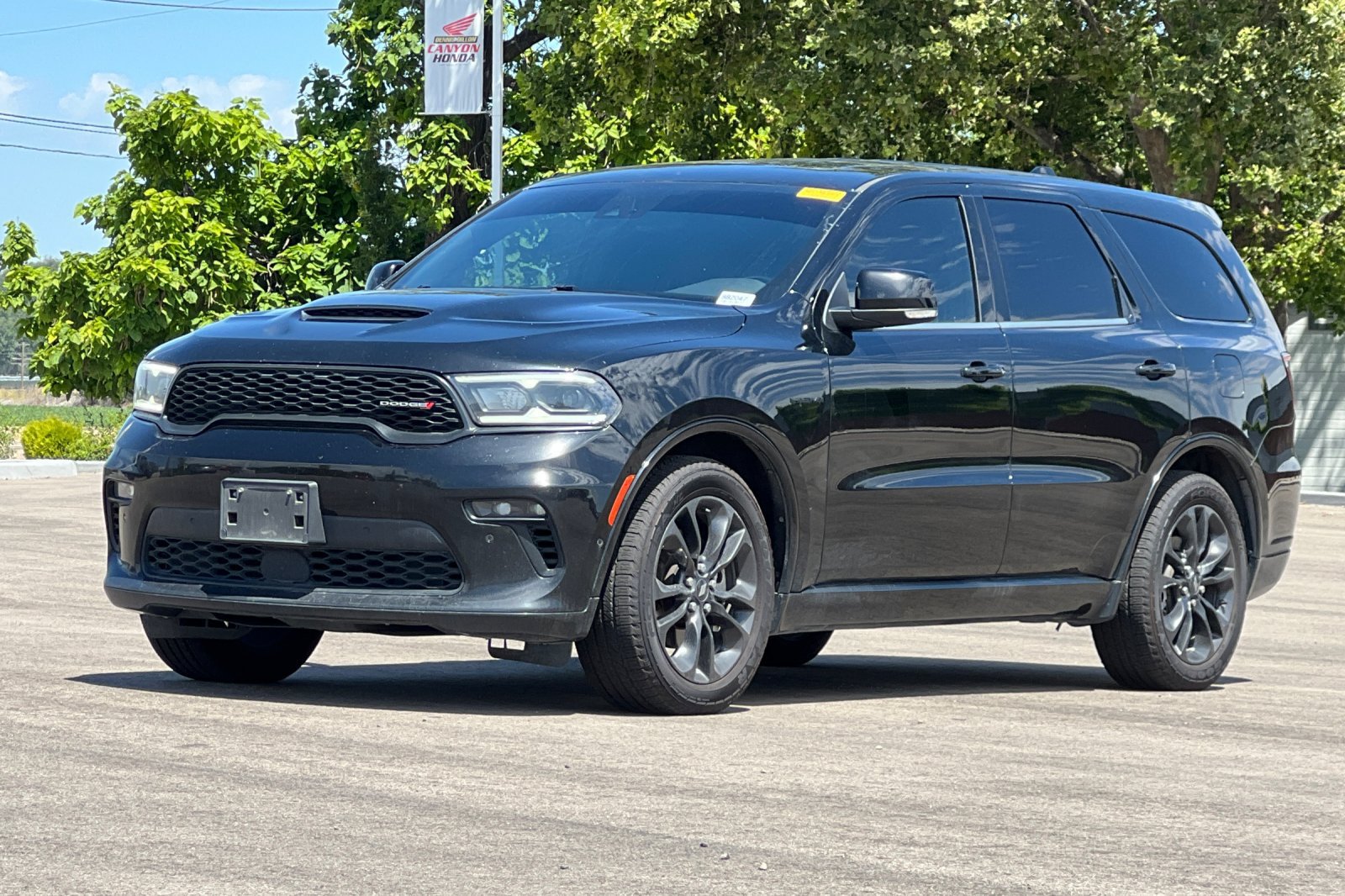 Used 2021 Dodge Durango R/T w/ Technology Group AWD/4WD image 11
