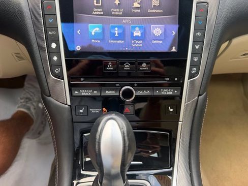 Used 2016 INFINITI Q50 3.0t Premium w/ Driver Assistance Package RWD image 19
