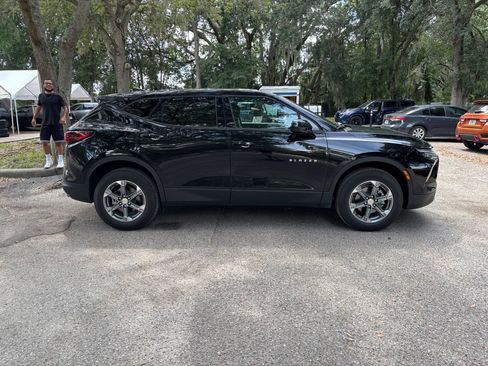 Used 2025 Chevrolet Blazer LT FWD image 14