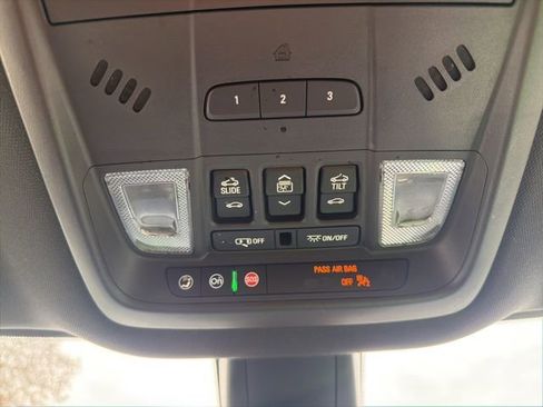 Certified 2023 Buick Enclave Essence w/ Experience Buick Package FWD image 33