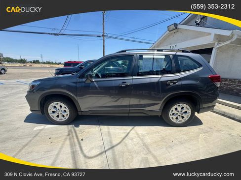 Used 2021 Subaru Forester AWD/4WD image 6