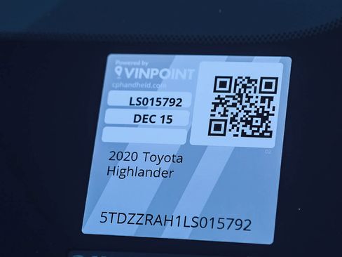 Used 2020 Toyota Highlander LE image 27