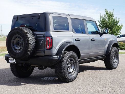 Used 2024 Ford Bronco Badlands AWD/4WD image 5