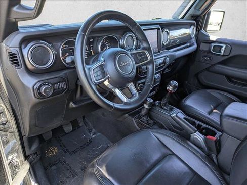 Used 2021 Jeep Wrangler Unlimited Sahara image 9