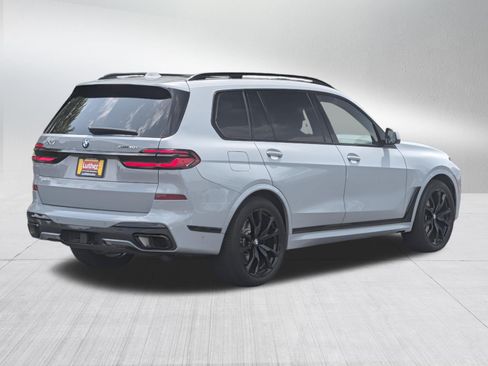 Used 2024 BMW X7 xDrive40i w/ Executive Package AWD/4WD image 7