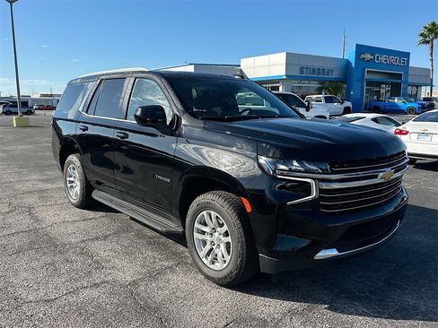 Used 2023 Chevrolet Tahoe LT image 3