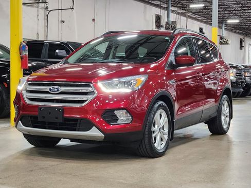 Used 2019 Ford Escape SEL image 4
