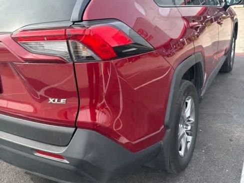 Used 2024 Toyota RAV4 XLE FWD image 5