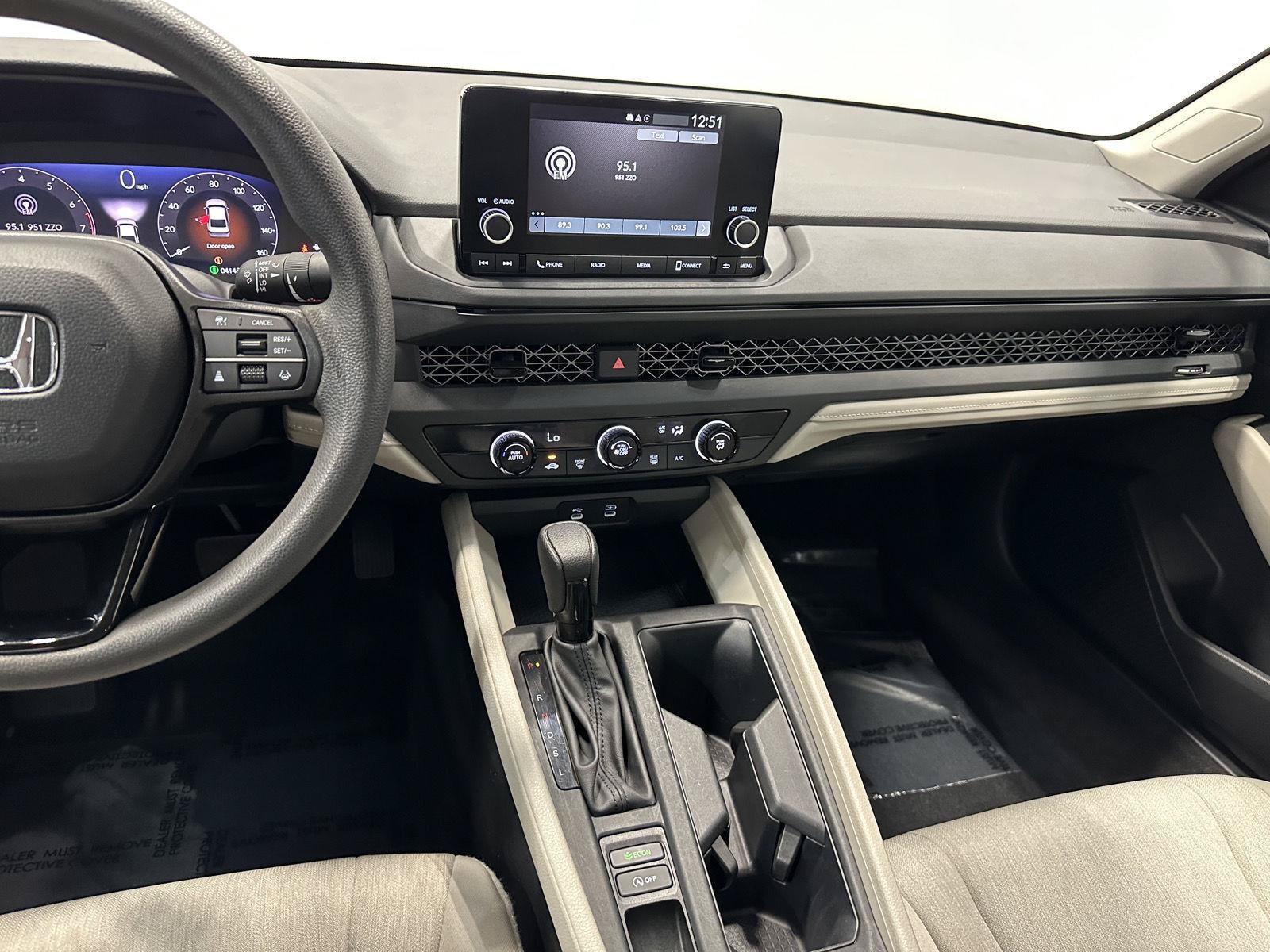 Certified 2023 Honda Accord LX image 18