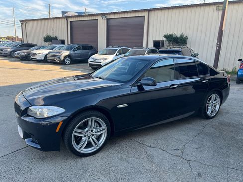 Used 2013 BMW 550i xDrive Sedan image 3