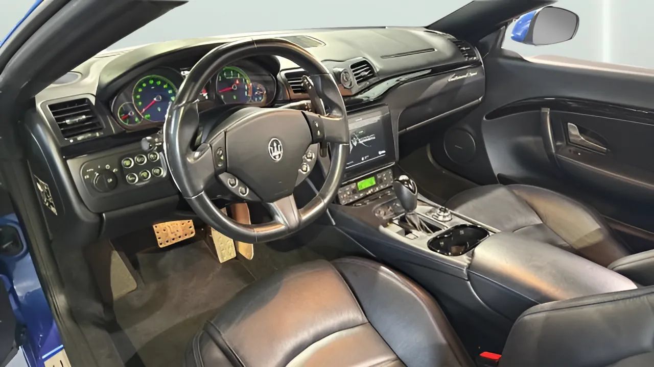 Used 2018 Maserati GranTurismo Sport RWD image 18
