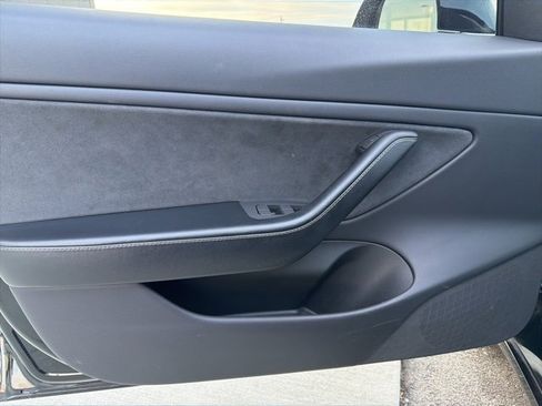 Used 2019 Tesla Model 3 Standard Range Plus image 19