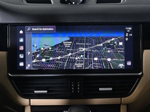 Certified 2023 Porsche Cayenne AWD/4WD image 15