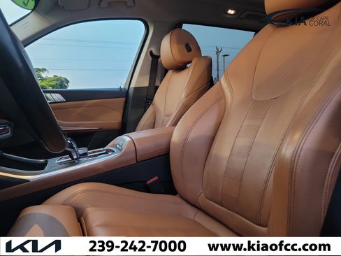 Used 2019 BMW X7 xDrive40i w/ Premium Package AWD/4WD image 29