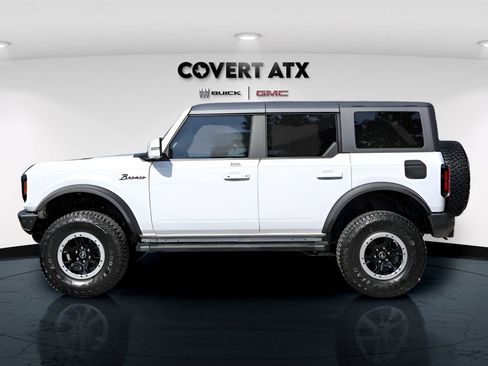 Used 2023 Ford Bronco Outer Banks w/ Sasquatch Package AWD/4WD image 5