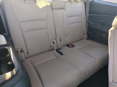 Used 2017 Honda Pilot Touring image 23