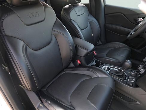 Used 2023 Jeep Cherokee Altitude Lux w/ Lux Elite Package image 33