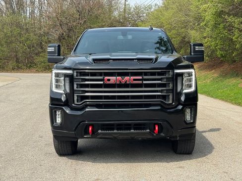 Used 2022 GMC Sierra 2500 AT4 AWD/4WD image 3