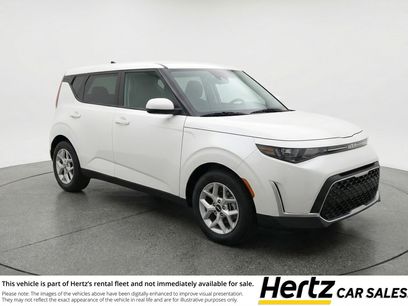 Used 2025 Kia Soul LX w/ LX Technology Package