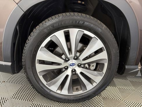 Used 2019 Subaru Ascent Limited w/ Popular Package #3 AWD/4WD image 14