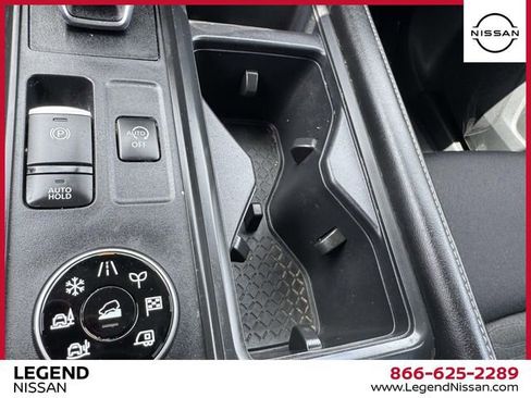 Used 2024 Nissan Pathfinder S AWD/4WD image 30