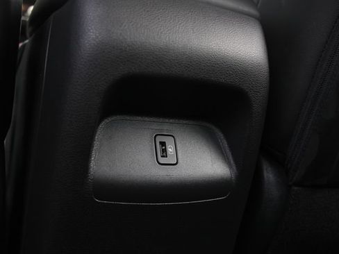 Certified 2025 Nissan Sentra SR w/ SR Premium Package FWD image 28