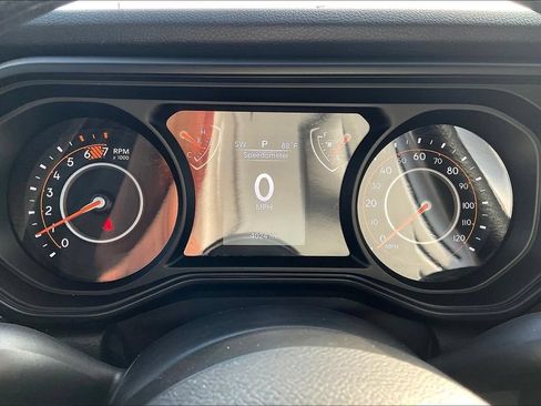 Used 2026 Jeep Wrangler Sport AWD/4WD image 11