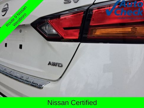 Certified 2023 Nissan Altima 2.5 SV w/ SV Premium Package AWD/4WD image 9
