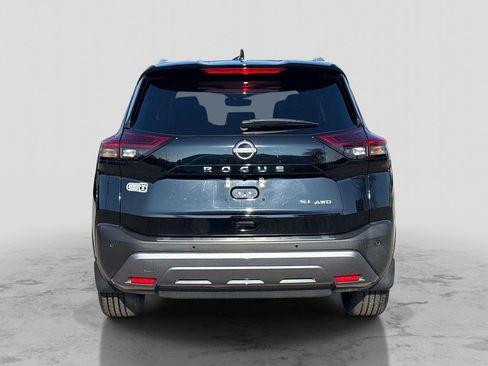 Used 2023 Nissan Rogue SL w/ SL Premium Package image 4