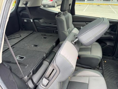Used 2024 Subaru Ascent Onyx Edition AWD/4WD image 17