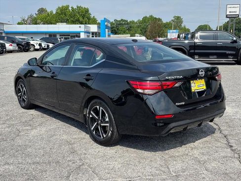 Used 2025 Nissan Sentra SV FWD image 24