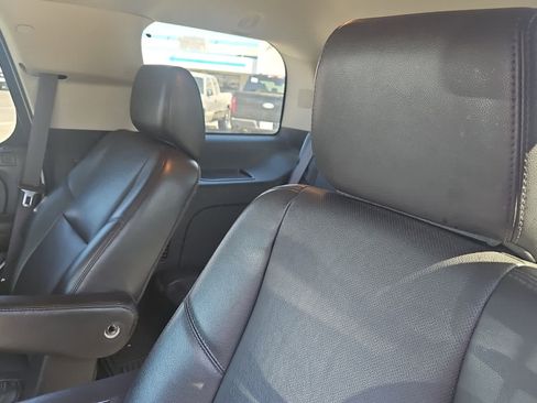 Used 2013 Chevrolet Tahoe LTZ image 12