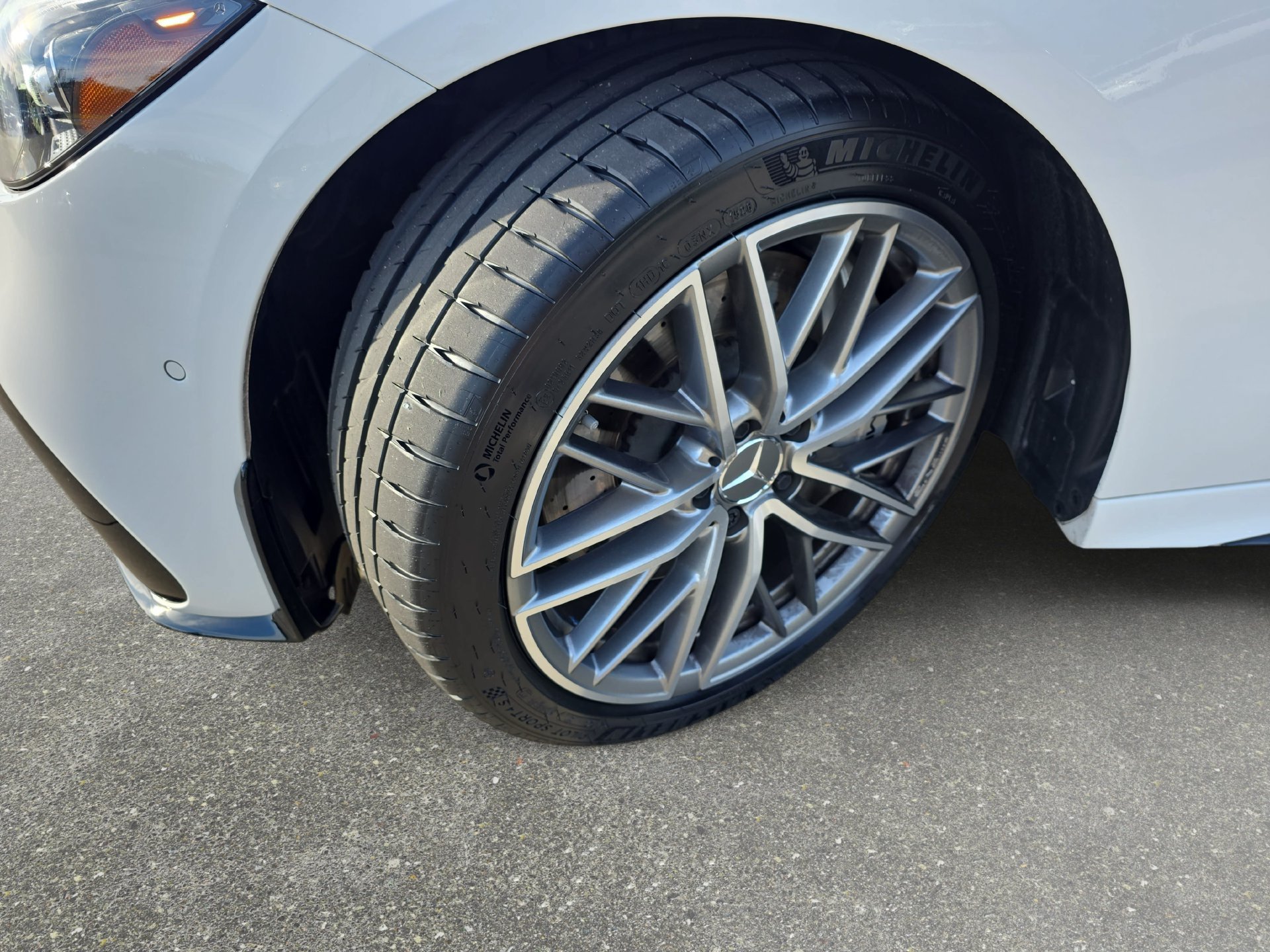 Certified 2024 Mercedes-Benz C 43 AMG 4MATIC Sedan image 31