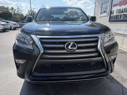 Used 2019 Lexus GX 460 Premium AWD/4WD image 3