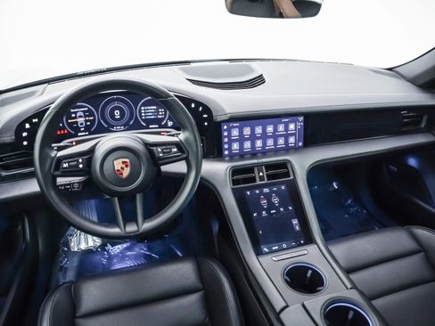 Certified 2023 Porsche Taycan image 18