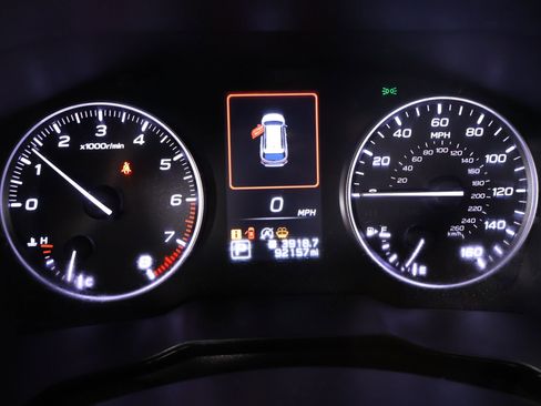 Used 2022 Subaru Outback Premium AWD/4WD image 4