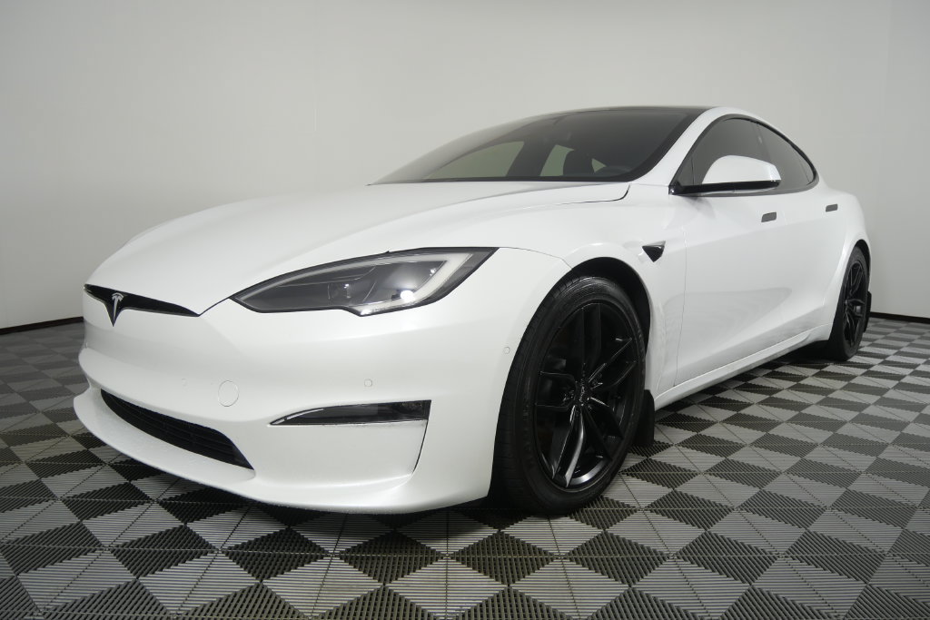 Used 2023 Tesla Model S AWD/4WD image 9