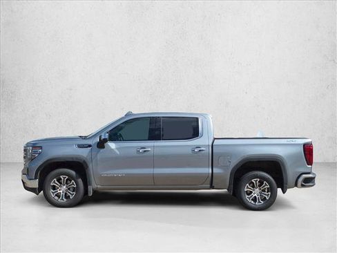 Used 2026 GMC Sierra 1500 SLT AWD/4WD image 8
