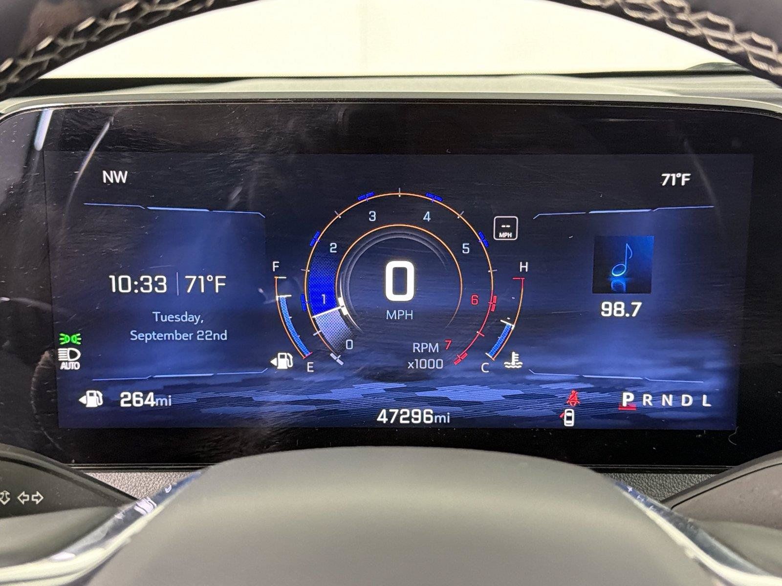 Used 2024 Chevrolet Traverse LT FWD image 28