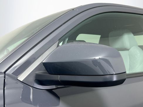 New 2025 Toyota Tacoma SR5 image 12