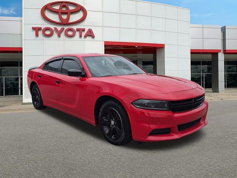 Used 2023 Dodge Charger SXT w/ Cold Weather Package RWD image 1