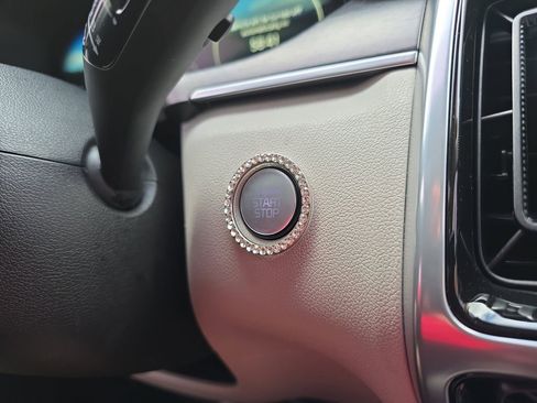 Used 2023 Kia Sorento SX image 25