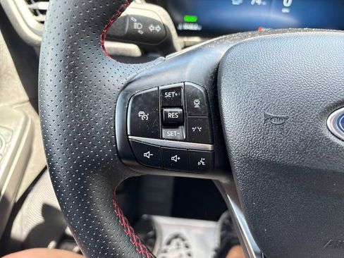 Used 2023 Ford Escape ST-Line Select w/ Tech Pack #2 AWD/4WD image 11