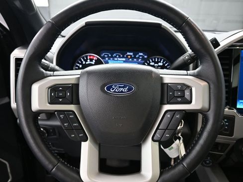 Used 2022 Ford F250 Lariat w/ Tremor Off-Road Package image 17