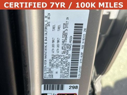 Used 2024 Toyota Tacoma TRD Off-Road AWD/4WD image 30