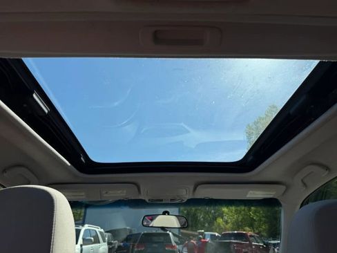 Used 2010 Subaru Forester 2.5X Premium image 13