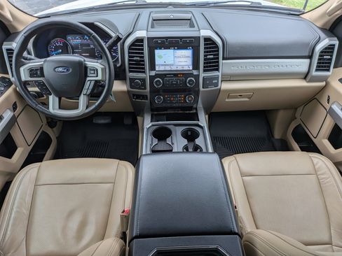 Used 2019 Ford F250 Lariat w/ Chrome Package RWD image 14