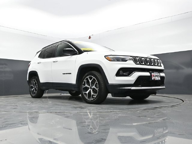Used 2025 Jeep Compass Limited AWD/4WD image 51